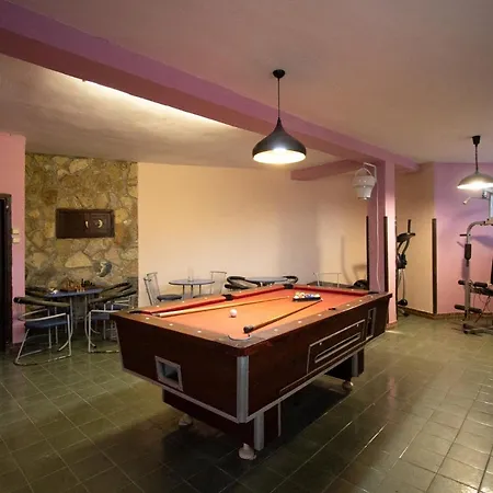 старата баkалия The Old Grocery, Guest Pensión