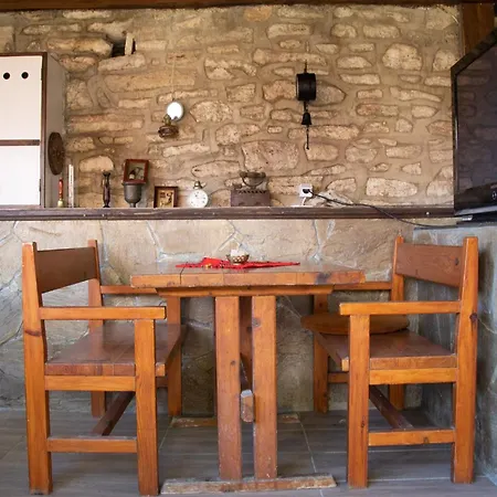 старата баkалия The Old Grocery, Guest