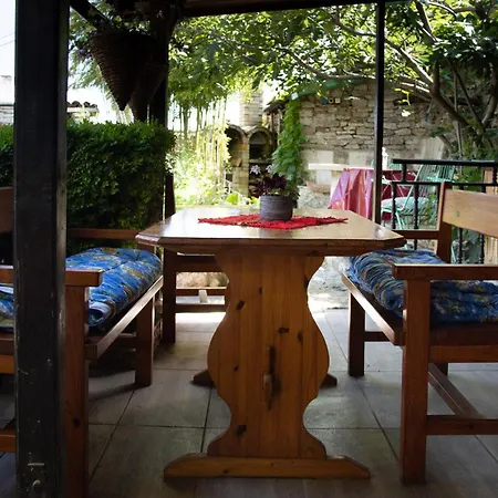 старата баkалия The Old Grocery, Guest Pensión