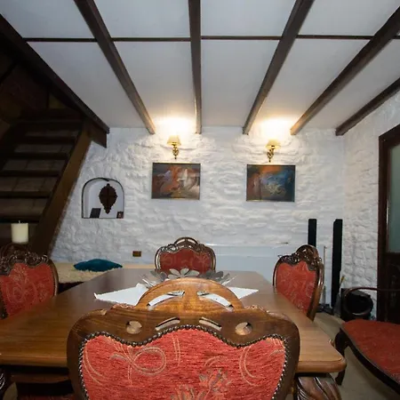 старата баkалия The Old Grocery, Guest Balcsik