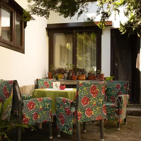 старата баkалия The Old Grocery, Guest 4* Balchik