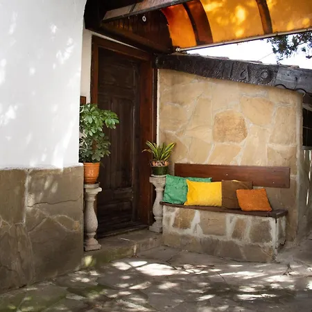 بيت ضيافة старата баkалия The Old Grocery, Guest