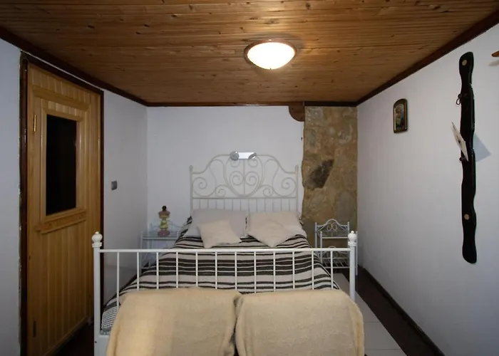 старата баkалия The Old Grocery, Guest Maison d'hôtes